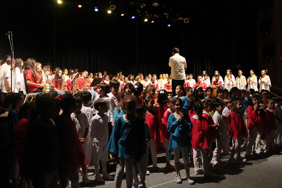 Coral Rio Branco se apresenta com a Banda do Sil&ecirc;ncio