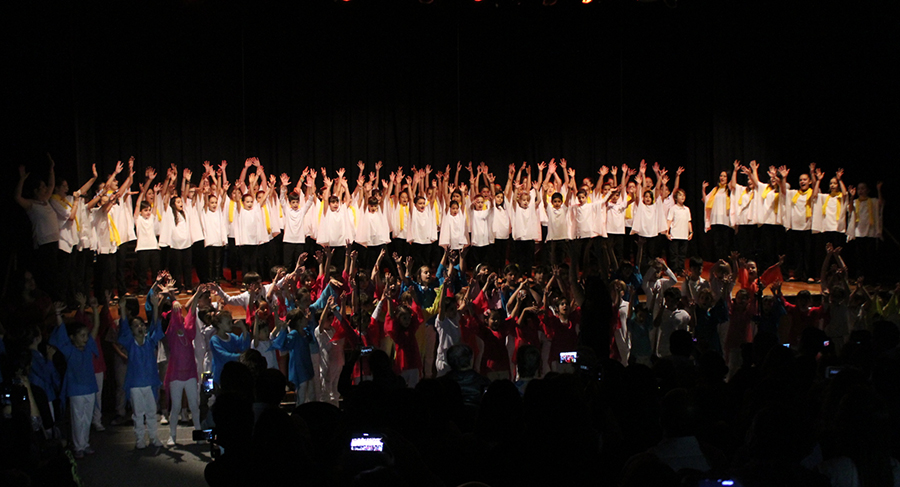 Coral Rio Branco se apresenta com a Banda do Sil&ecirc;ncio