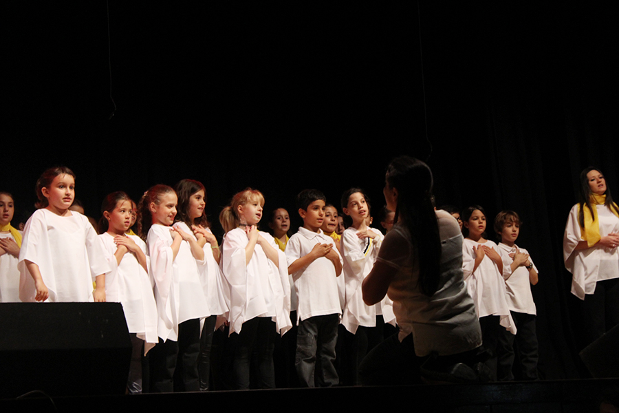 Coral Rio Branco se apresenta com a Banda do Sil&ecirc;ncio