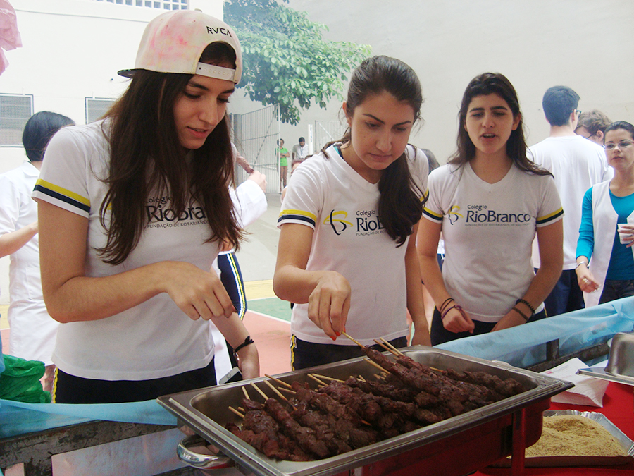 Despedida dos alunos do 3&ordm; ano do Ensino M&eacute;dio
