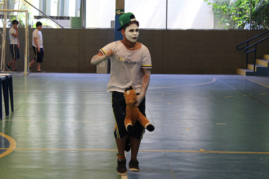 Alunos do 9&ordm; ano participam de gincana escolar