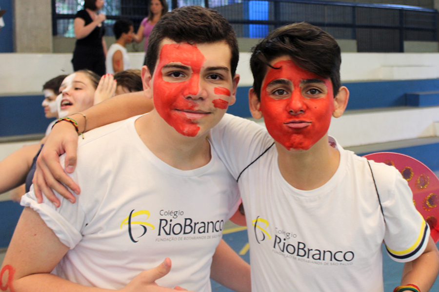 Alunos do 9&ordm; ano participam de gincana escolar