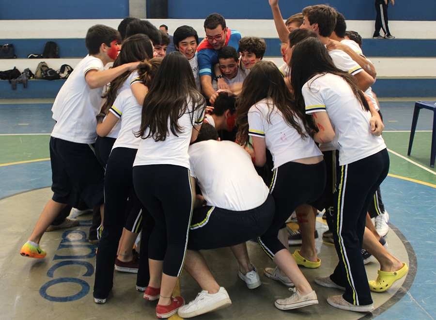 Alunos do 9&ordm; ano participam de gincana escolar