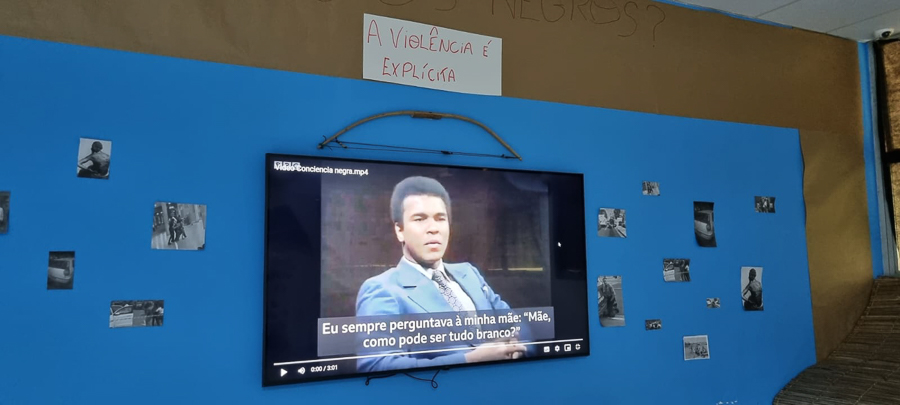 Colégio Rio Branco conta com grupo de afinidade formado por alunos negros e debate intolerância com estudantes